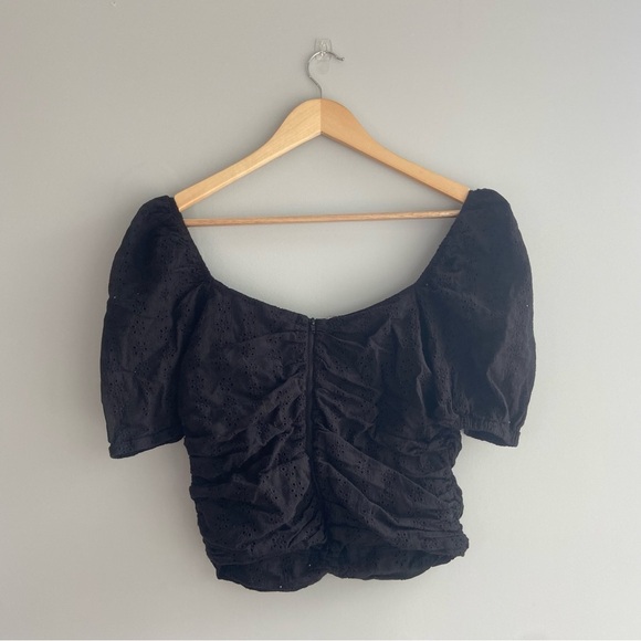 Do + Be Black Eyelet Lace Cropped Top - Picture 8 of 9